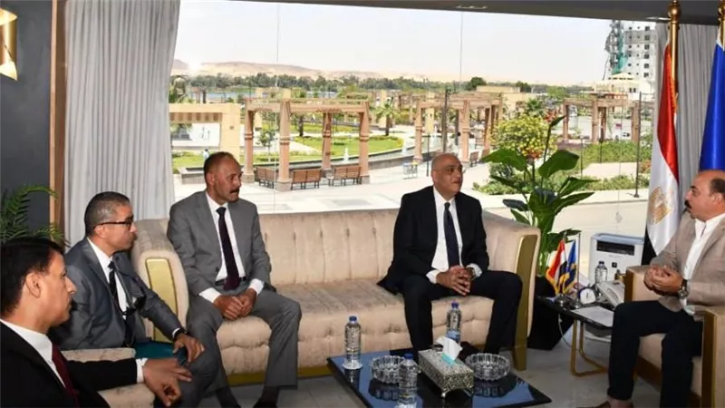 باسل رحمي: جهاز تنمية المشروعات يعمل على التوسع في تمويل ودعم المشروعات الصناعية لأبناء أسوان (صور)