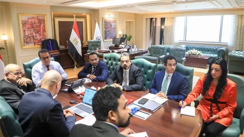 وزير الصحة يستقبل ممثل منظمة الصحة العالمية فى مصر لمتابعة الخدمات الطبية المقدمة للمصابين والمرضى الفلسطينيين
