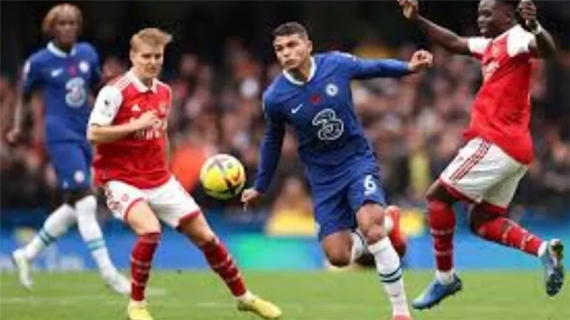 مفاجآت في تشكيل آرسنال وتشيلسي بالدوري