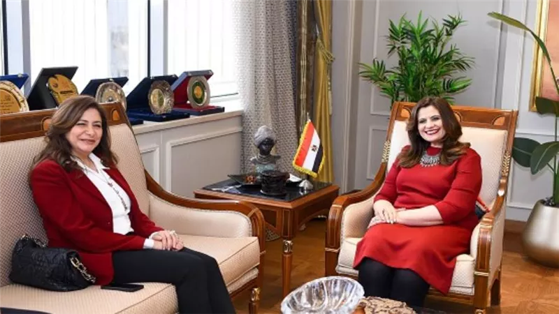 السفيرة سها جندي تؤكد استمرارها في دعم المستثمرين المصريين الراغبين بالاستثمار بمصر (صور)