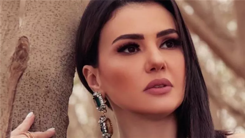 دينا فؤاد تهنئ الأقباط بعيد القيامة وشم النسيم
