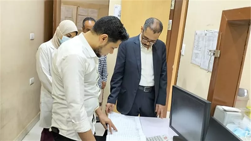وكيل صحة سوهاج يحيل فريق مكافحة العدوى بمستشفى الصدر للتحقيق