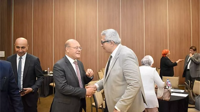 رئيس جامعة سوهاج يشارك بورشة عمل عن التدويل بالجامعات المصرية