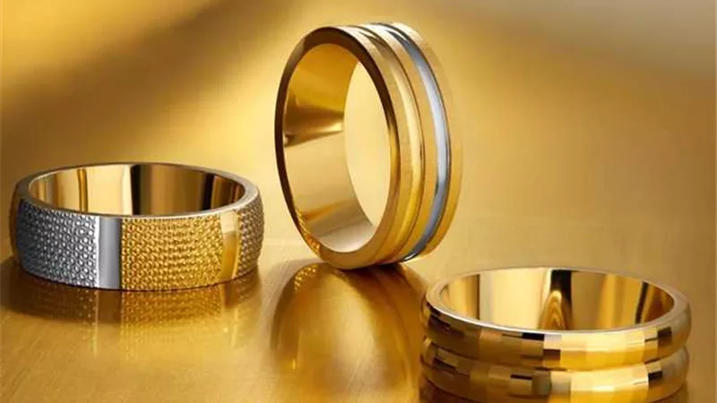 تعرف على آخر تطورات سعر الذهب.. عيار 18 ب 5458 جنيها