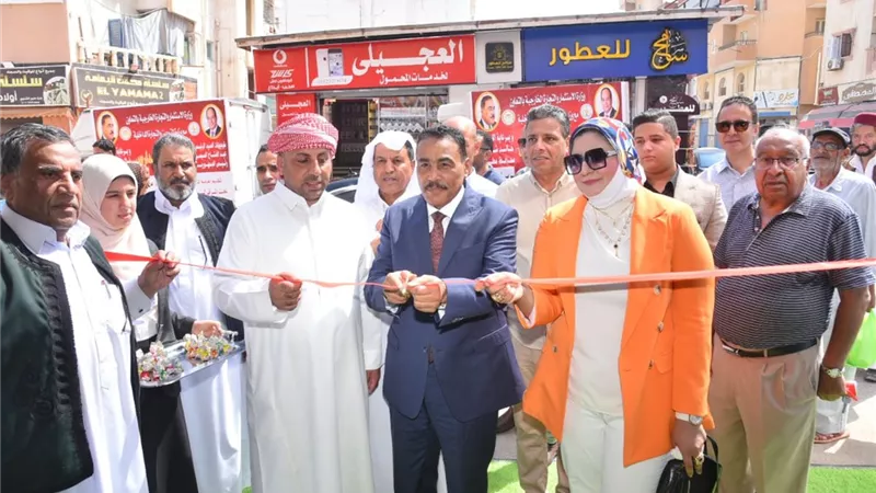 محافظ مطروح يفتتح أكبر معرض لمبادرة أهلا مدارس