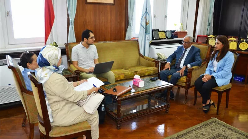 جامعة الإسكندرية تبحث مع وفد الوكالة الأمريكية للتنمية مشروع التطوير المهني