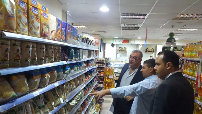 60 محضرا وإنذارا في حملة بشوارع العجمي غربي الإسكندرية