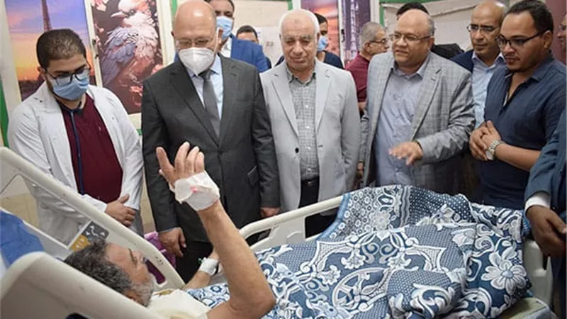 افتتاح وحدتي العناية المركزة لأمراض الباطنة والصدر بمستشفى سوهاج الجامعي
