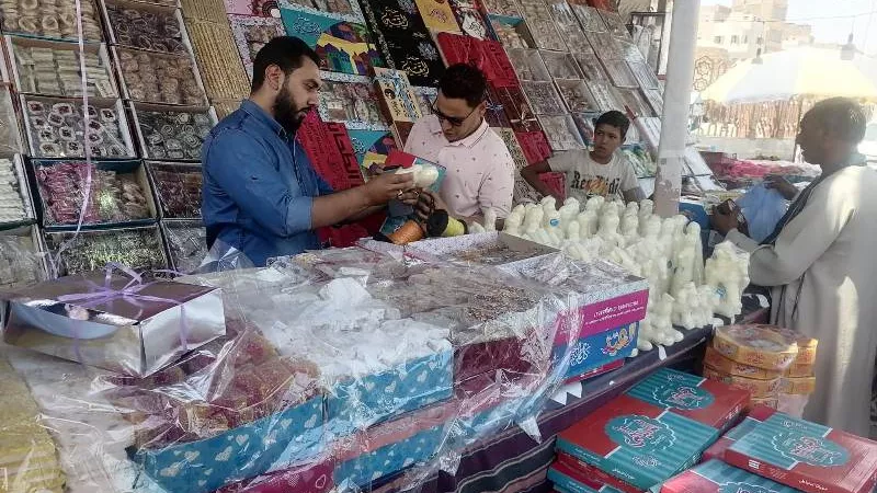 ضبط 1.5 طن حلوى المولد النبوى فاسدة بسوهاج 