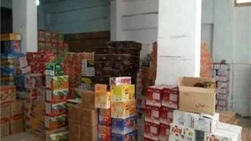 ضبط أكثر من 4 آلاف عبوة بسكويت داخل مخزن غير مرخص بالأقصر