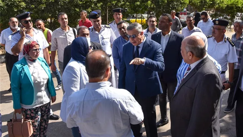 محافظ الإسكندرية يتابع أعمال إعادة تخطيط نفق المندرة ضمن مشروع المترو