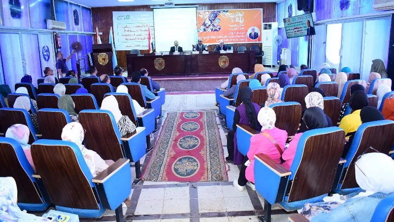 ندوة توعوية عن الكشف المبكر لأورام وسرطان الثدي في كلية الطب بسوهاج
