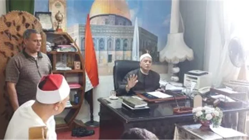 وكيل أوقاف الإسكندرية يوجّه مديري الإدارات بإنهاء أعمال الصيانة بالمساجد