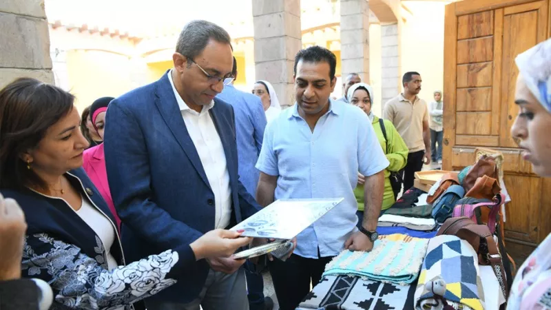 محافظ قنا يشهد الاحتفال بيوم السياحة العالمي بمعبد دندرة
