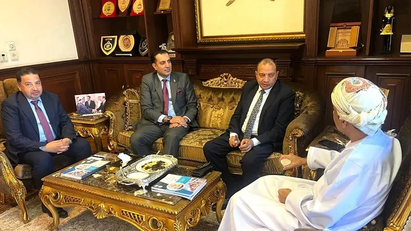 رئيس جامعة بني سويف يلتقي السفير العماني لبحث سبل التعاون بين الجانبين