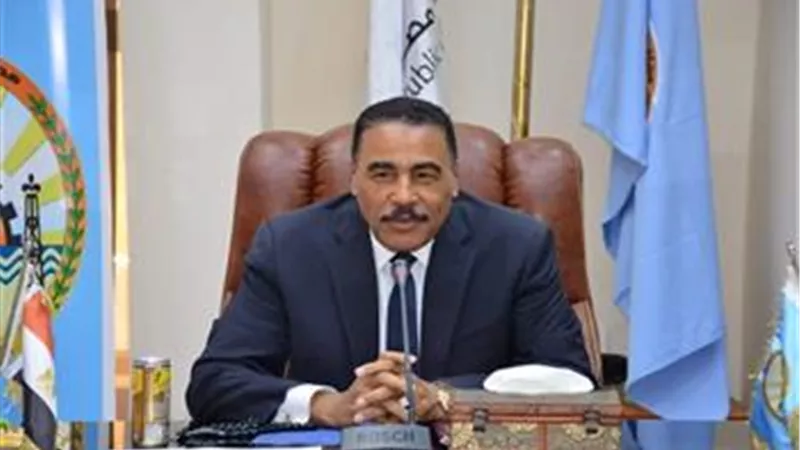محافظ مطروح: توفير 326 فرصة عمل خلال الشهر الماضي لشباب المحافظة