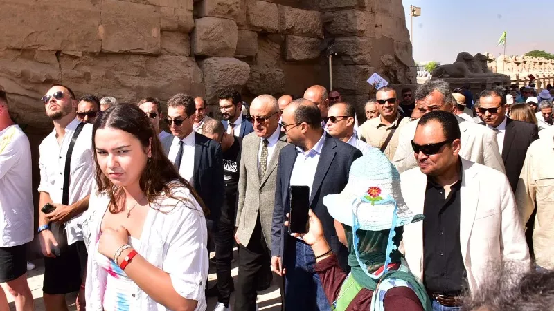 محافظ الأقصر يتفقد أعمال التطوير بمجموعة معابد الكرنك