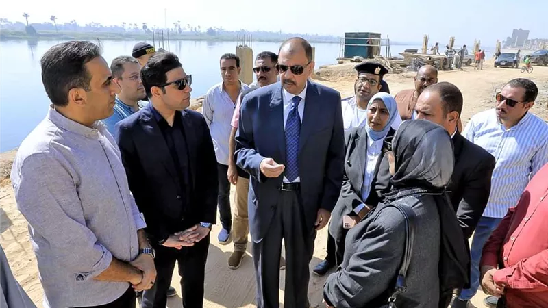 محافظ سوهاج يتفقد أعمال مشروع تطوير كورنيش أخميم