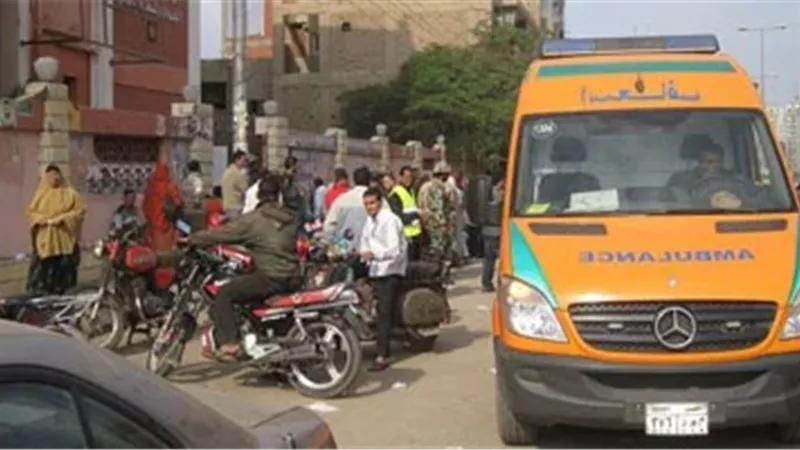 إصابة شخص صدمته سيارة أثناء عبوره طريق الإسكندرية الصحراوى