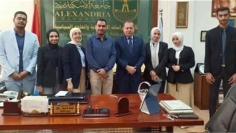 فريق طلابي بجامعة الإسكندرية يفوز بالمركز الثالث بمؤتمر العلاقات بين الأوساط الأكاديمية
