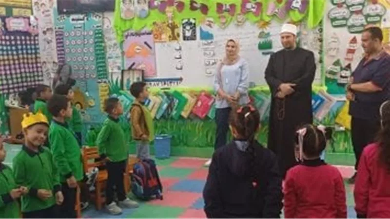 رئيس منطقة الإسكندرية الأزهرية يتابع سير العملية التعليمية بالمعاهد