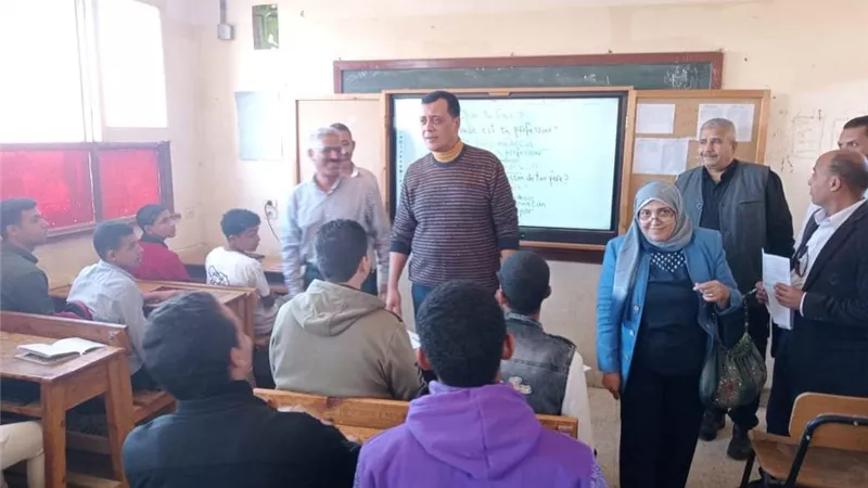إحالة مدير مدرسة باصونة الإعدادية المشتركة ومدير مدرسة نجع هلال للتعليم الأساسي بالمراغة للتحقيق