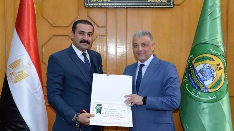 محافظ الإسماعيلية يُكرِّم الفائزين بالمراكز الثانية والثالثة في المبادرة الوطنية للمشروعات الخضراء الذكية في دورتها الثالثة