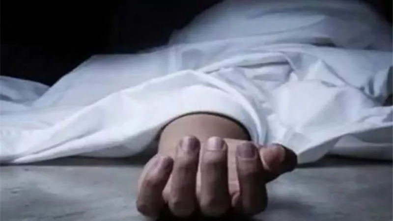 موظف يضرب زوجته بعصا شوم حتى الموت في سوهاج 