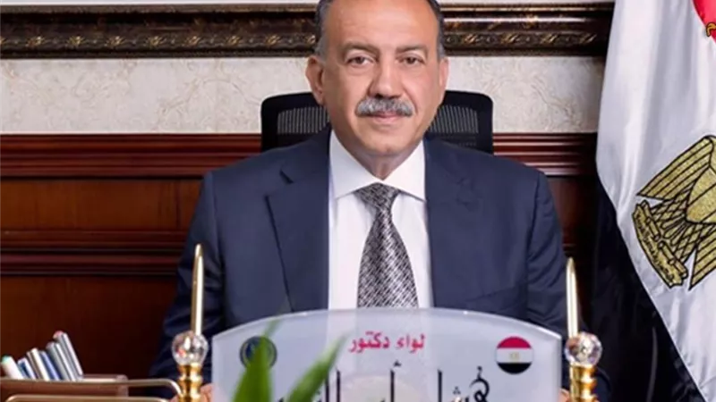 محافظ أسيوط يوجه بمتابعة مشروعات «حياة كريمة» ورئيس مدينة ديروط يتفقد وحدة إسعاف قرية الحوطا