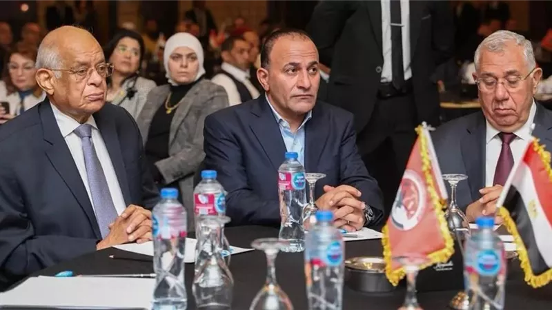 إطلاق  حزب سياسي كبير يضم .. العرجاني والقصير وعبدالعال والجزار والقباج 