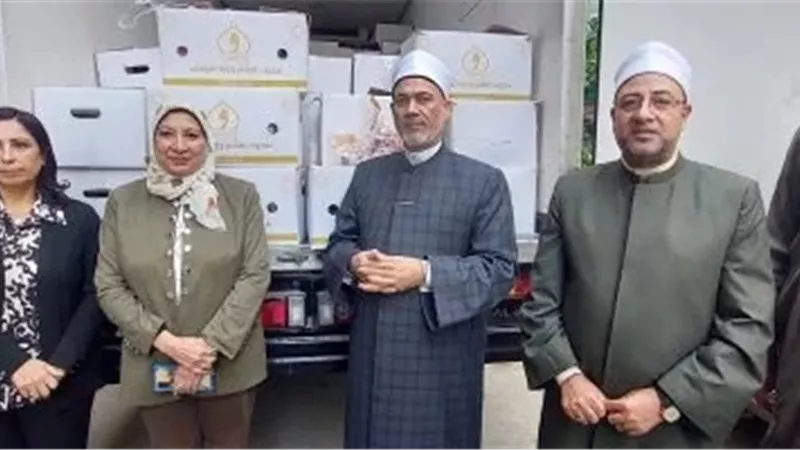 أوقاف الإسكندرية تتسلم 2 طن لحوم لتوزيعها على الأسر الأولى بالرعاية