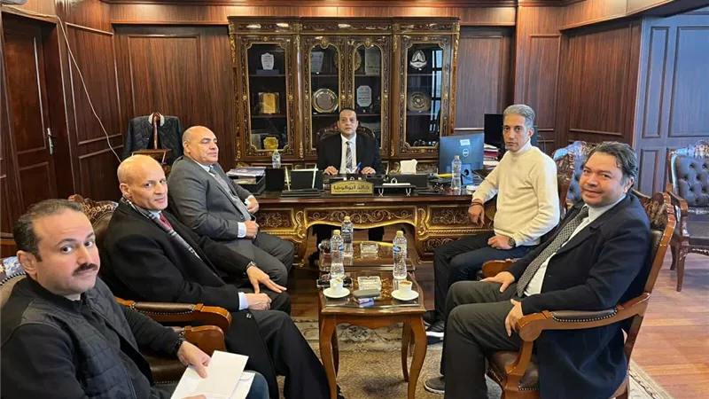 غرفة سوهاج التجارية تسعى لعقد شراكات مع الجهات الخدمية لدعم محدودي الدخل