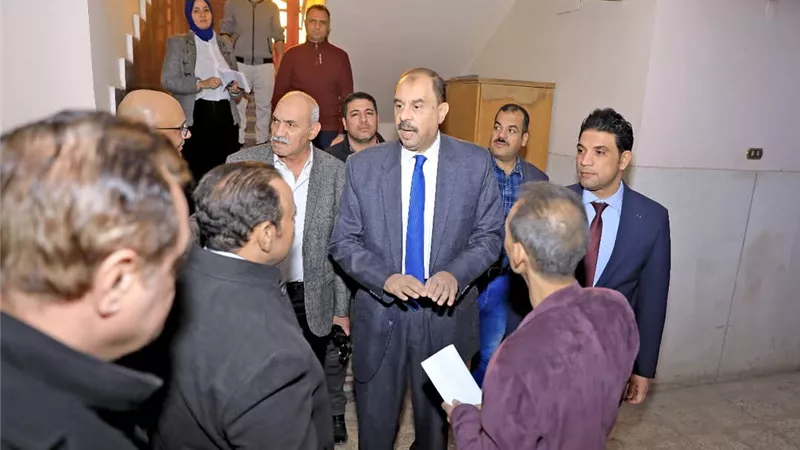 محافظ سوهاج يتفقد بيت شباب سوهاج ويوجه بتطويره ورفع كفاءته