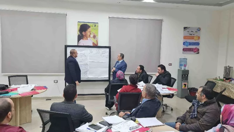 مياه سوهاج: تدريب 24 قيادة وسطى لشغل الوظائف القيادية