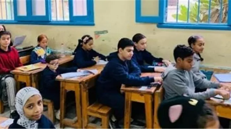 انتظام امتحانات منتصف العام لـ648183 طالبا بالتعليم العام والفني بالإسكندرية 