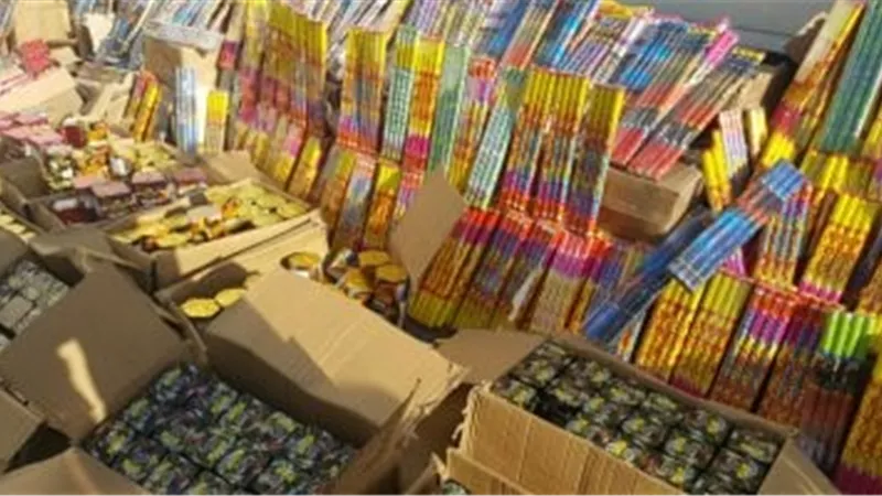 الداخلية تضبط 114 ألف قطعة ألعاب نارية في الإسكندرية