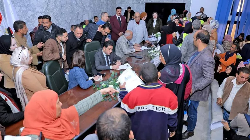 محافظة سوهاج تعقد اللقاء الجماهيري الأسبوعي للاستماع لمطالب واحتياجات المواطنين