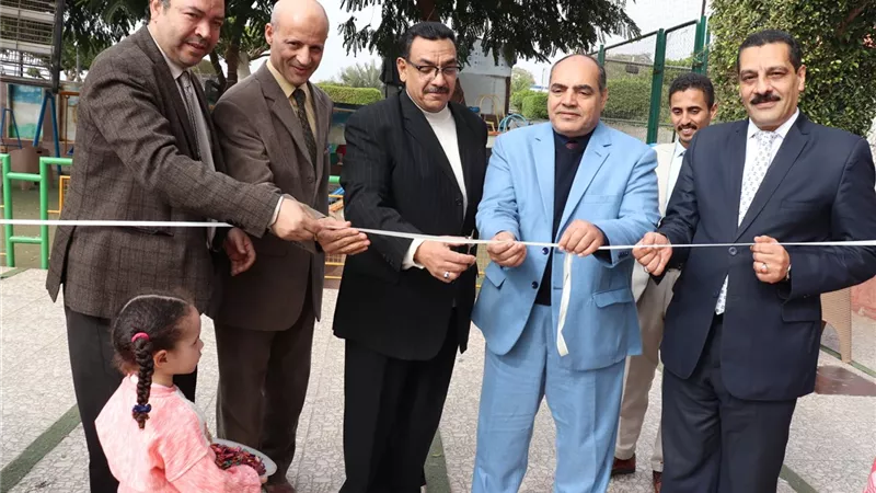 مديرية العمل بسوهاج وجهاز تنمية المشروعات يفتتحان معرض لمنتجات الشباب بنادى القضاة 