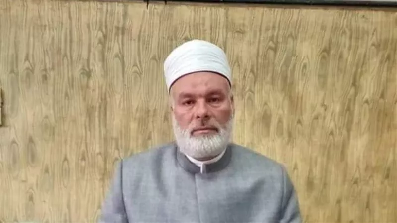 رئيس منطقة سوهاج الأزهرية يواصل جولاته الميدانية للمعاهد المرشحة للاعتماد بإدارة المنشاة