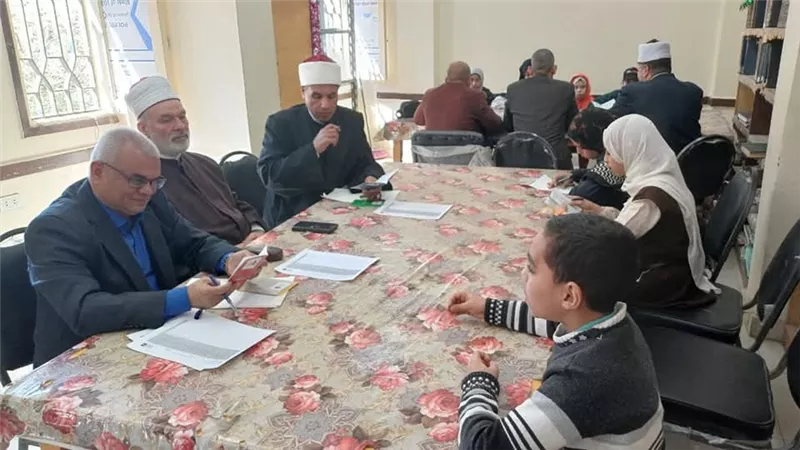 رئيس منطقة سوهاج الأزهرية يتفقد انطلاق تصفيات 