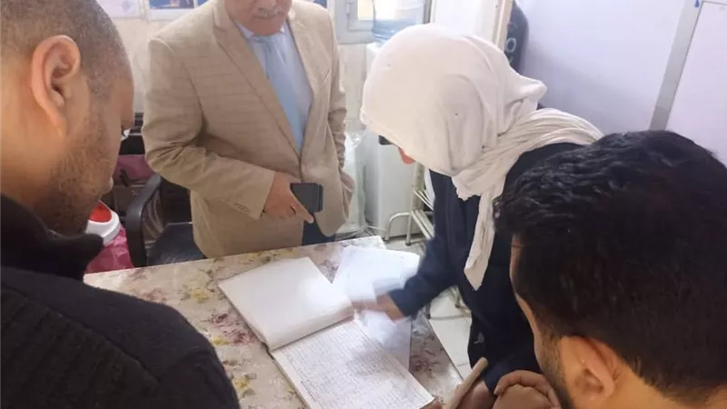 خلال جولة مسائية.. وكيل صحة القليوبية يتفقد العمل بعدد من المنشآت الصحية في بنها