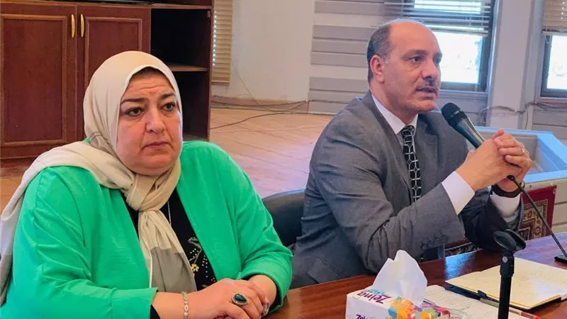 مدير تعليم الإسكندرية يعقد اجتماعًا موسعًا لمناقشة الاستعدادات لامتحانات نهاية العام