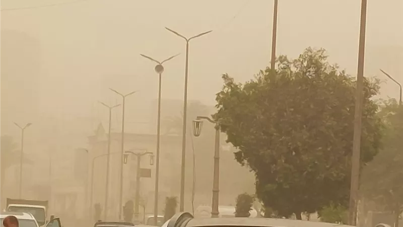 سوهاج تشهد عاصفة ترابية والمحافظة تعلن جاهزيتها للتعامل الفوري