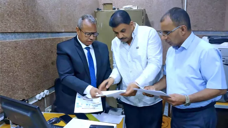 السكرتير المساعد يتفقد المراكز التكنولوجية لخدمة المواطنين بمختلف مراكز سوهاج 