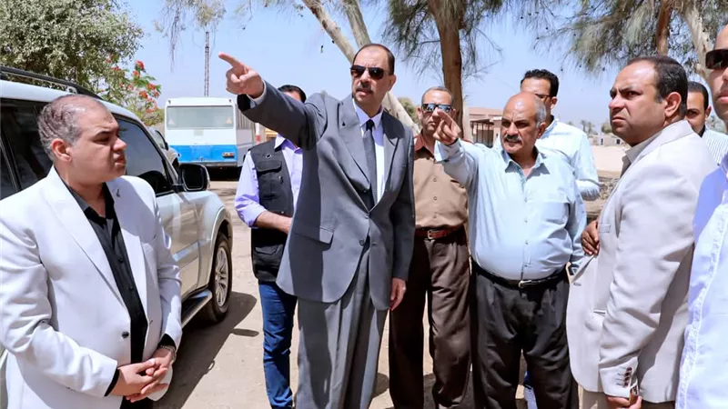 محافظ سوهاج يتفقد محطة إكثار الدواجن بحي غرب