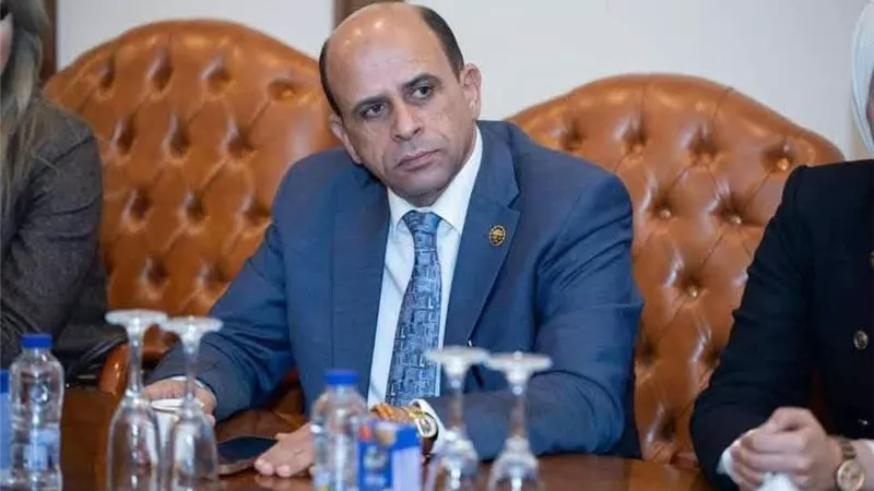 النائب 