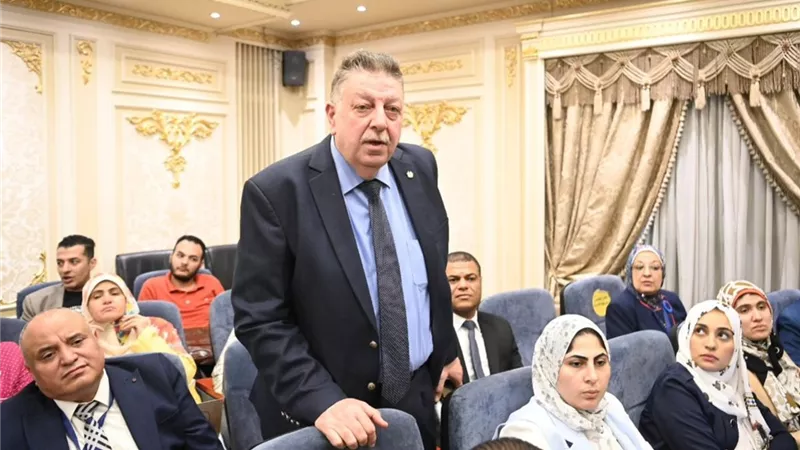 الدكتور محمد حسين يستعرض رؤية جامعة طنطا واحتياجاتها
