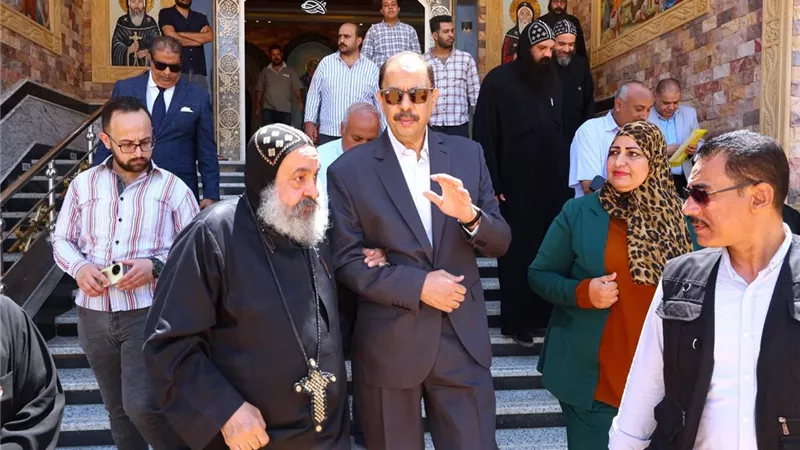 محافظ سوهاج يتفقد 