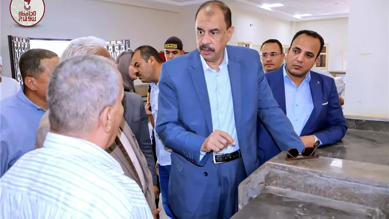 محافظ سوهاج يتفقد سير العمل بمشروعات المبادرة الرئاسية 