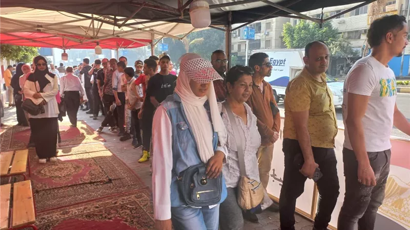 بالصور : تصويت غاشم فى الساعات الأولى من إنتخابات الشيوخ بالدقي